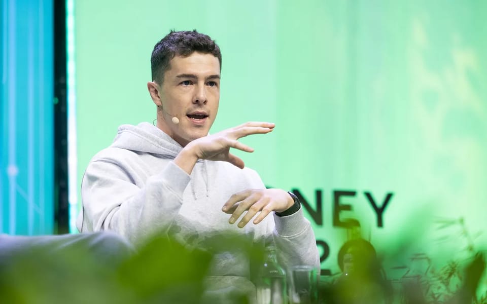 Pac O’Shea, co-founder and chief executive of Round, speaking on stage
