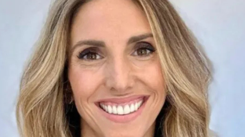 Michelle Paitich - Global Vice President of Sales - 8x8 - vettdd.com